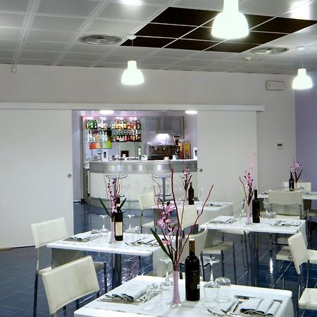 Aurea Hotel Tortoreto Kültér fotó