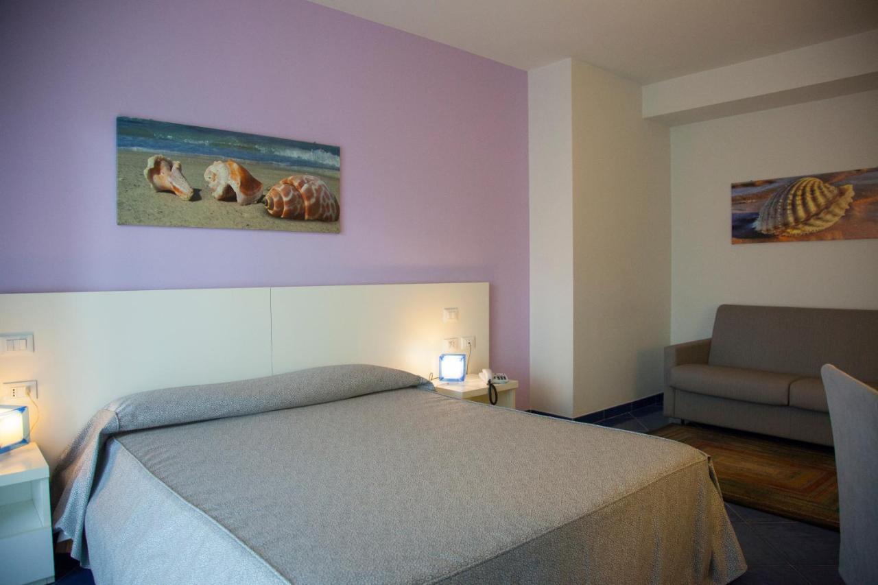 Aurea Hotel Tortoreto Kültér fotó