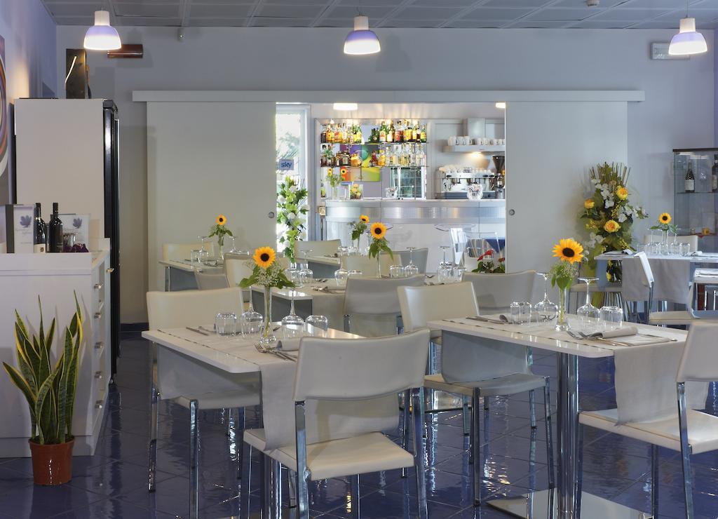 Aurea Hotel Tortoreto Kültér fotó